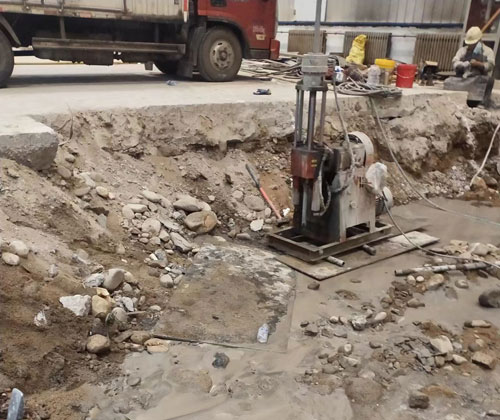 南川公路下沉压浆